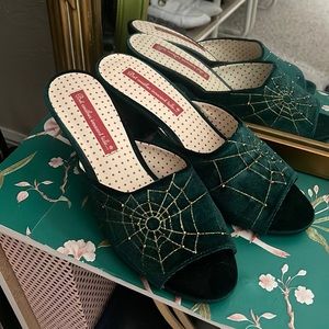 B.A.I.T emerald green spider web mules